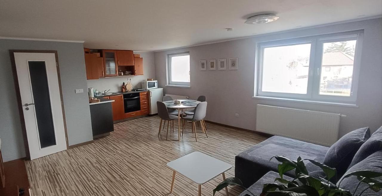 Apartman S Vyhladom Na Bojnicky Zamok Bojnice Exterior foto